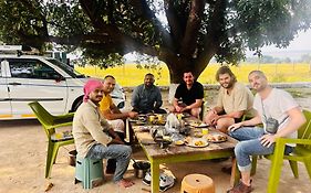 Gully Ghar